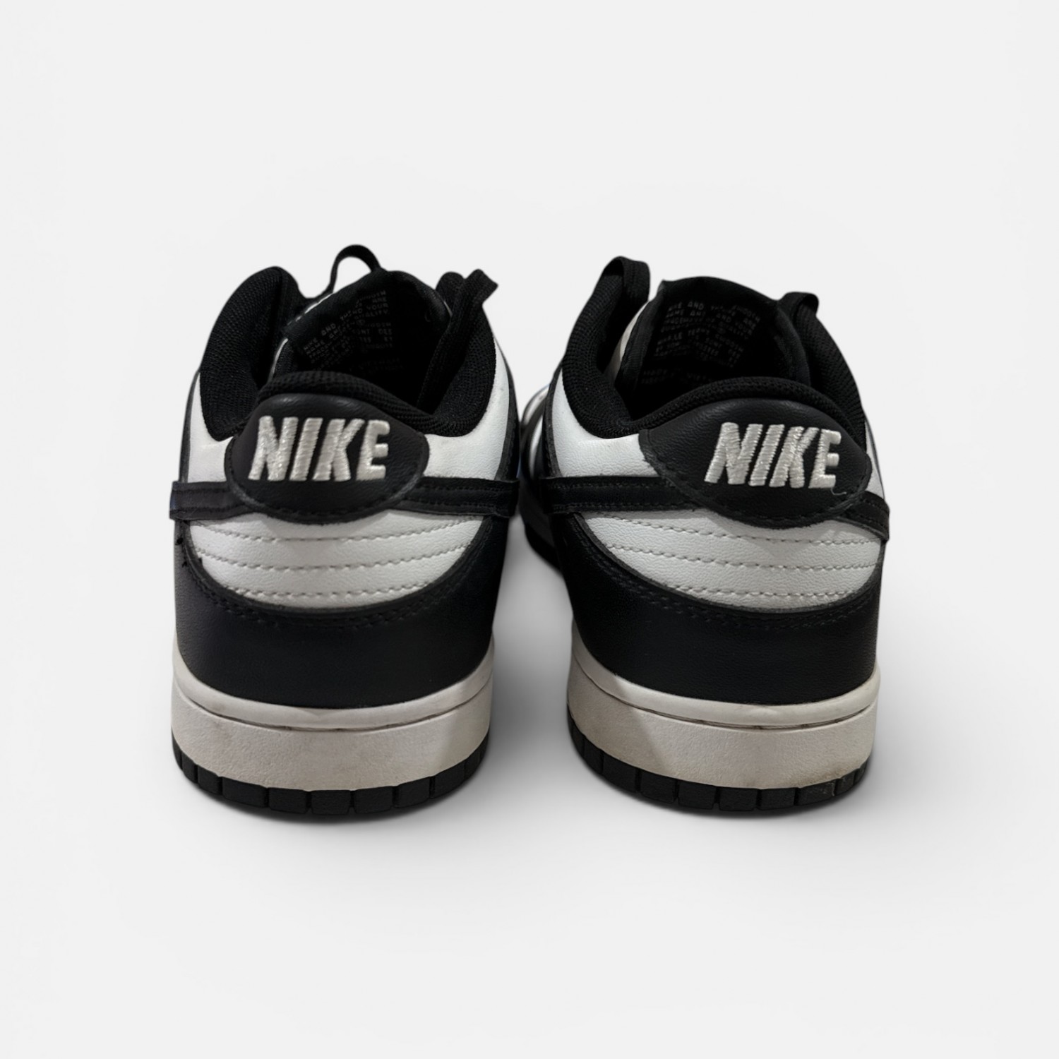 Nike Dunk Low “Panda” / Pre-Owned